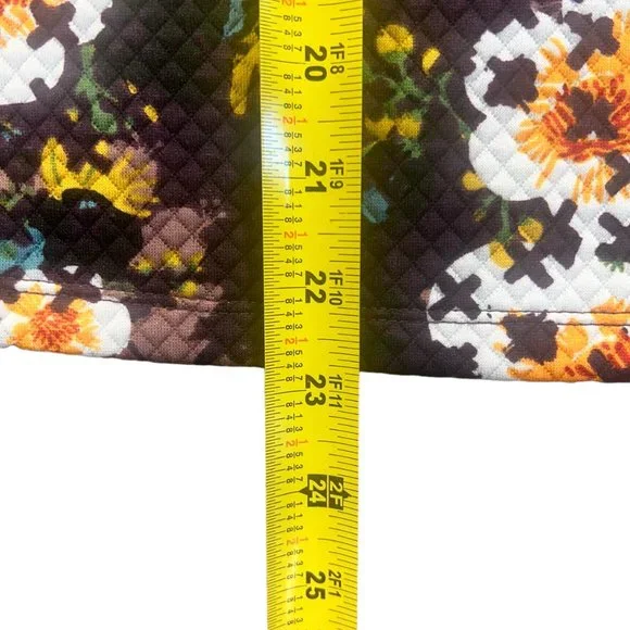 Lularoe Womens Size S "Cassie"  Plum Floral Knit Pencil Skirt Casual Business - Picture 6 of 9